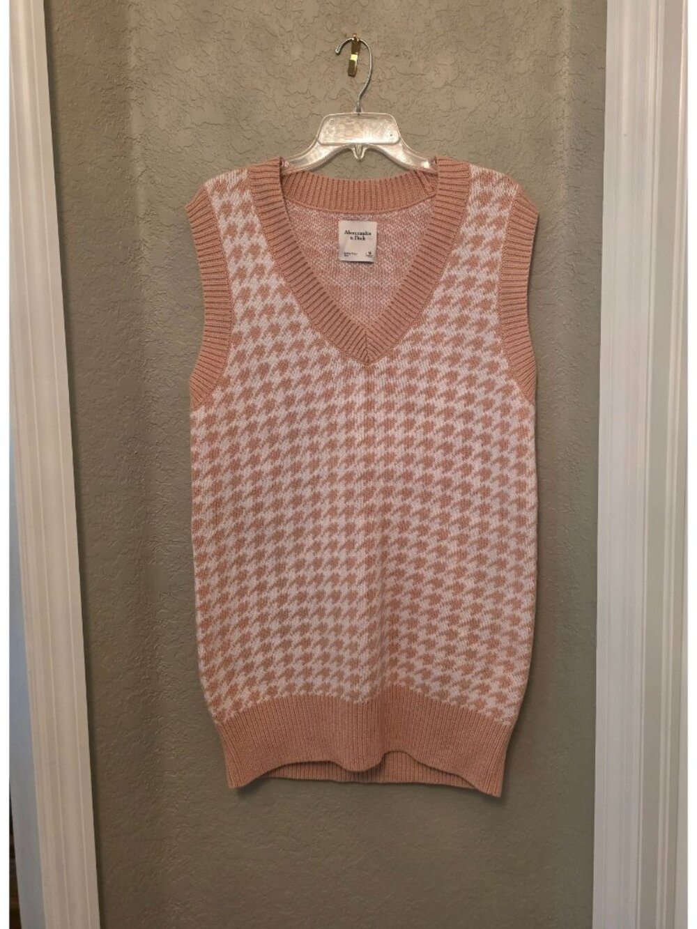 Abercrombie & Fitch Ladies Houndstooth Tan White Sweater Vest Dress M EUC